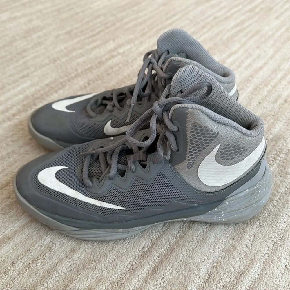 Nike Prime Hype DF 2 Cool Grey (GS) White Wolf Grey Style 807613-002 Size 4